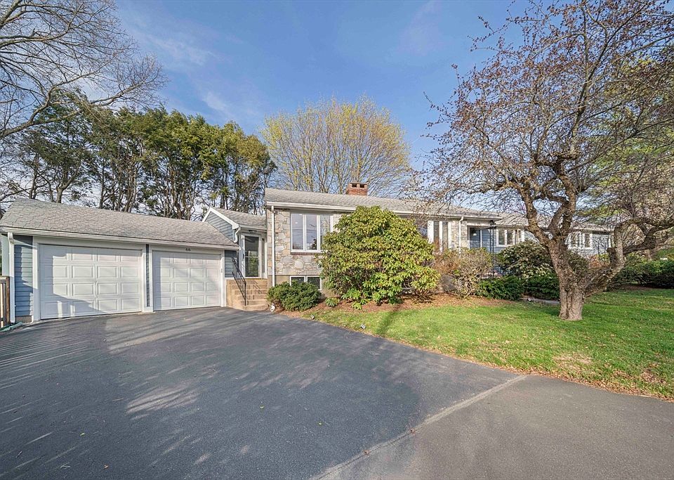 1st image of 66 Roosevelt Rd #66
