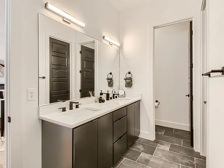 2nd Floor- Primary Bathroom