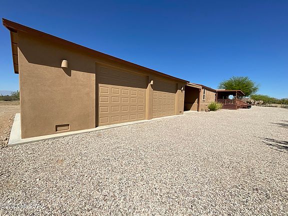 2nd image of 6411 E Barnes Ln