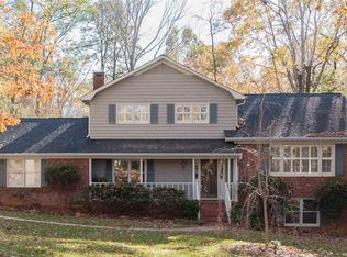 121 Trafalgar Rd, Greenville, SC 29617