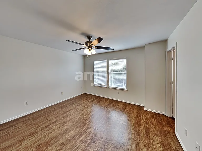 2848 Deerfern Ln — Photo 11