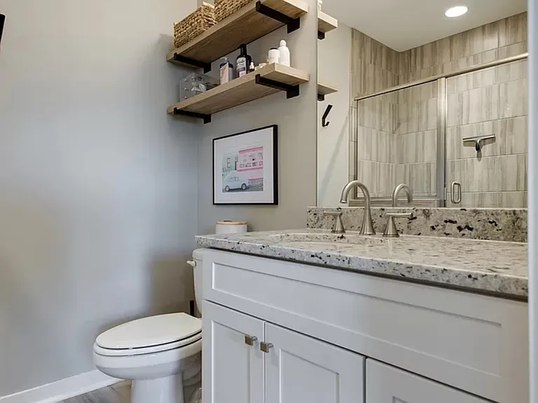 975 Ashland Place Dr — Photo 16