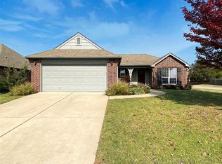 4910 S 202nd East Ave, Broken Arrow, OK 74014