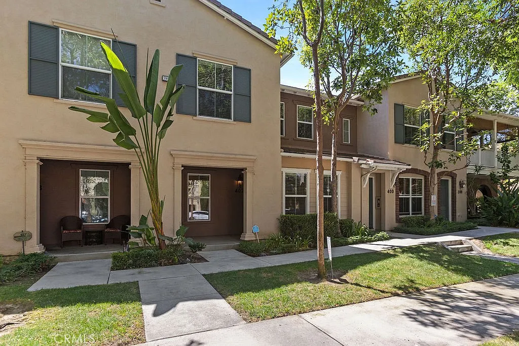 3 bed, 3.0 bath, 1843 sqft, $5,295 — Photo 1