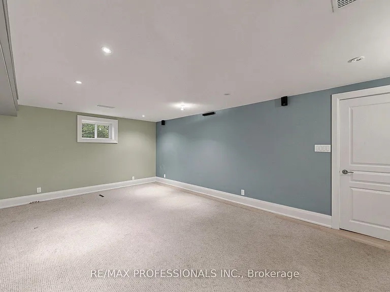 26 Abilene Dr — Photo 35