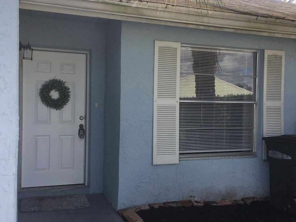 2nd image of 147 Deerfield Dr #147