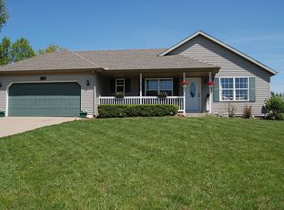 2760 Buttonwood Ln, Kalamazoo, MI 49004