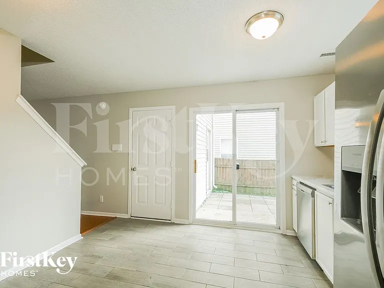 14455 Black Farm Dr — Photo 5