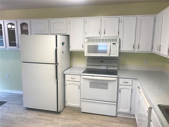 5th image of 6464 Sandpiper Dr #15