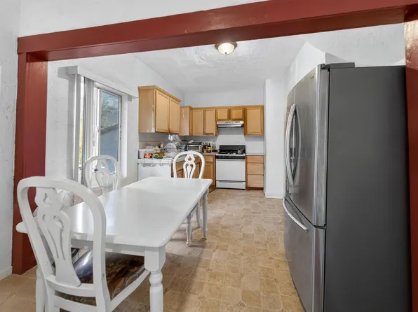 849 B St, Fresno, CA 93706