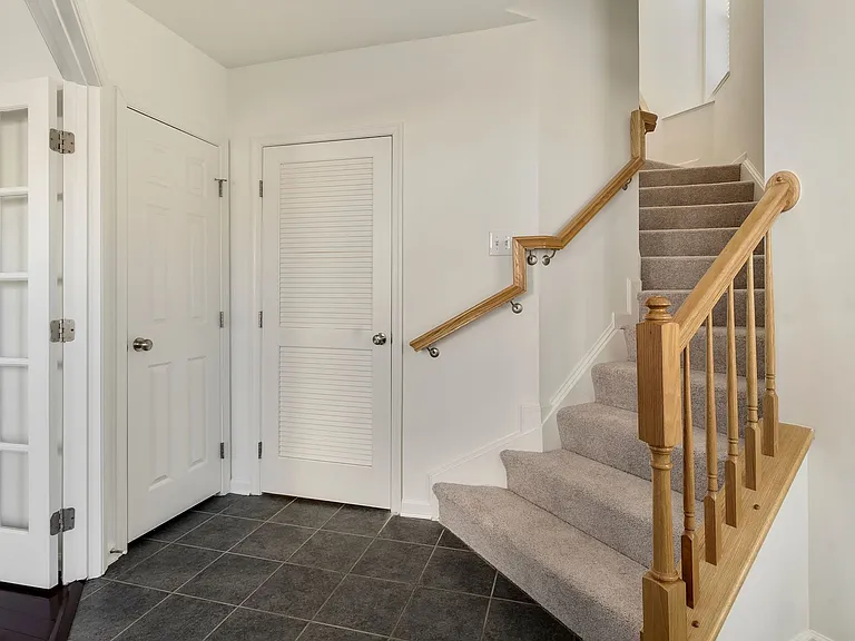 4801 Portsmouth Rd — Photo 7