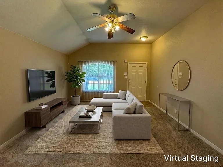 Sales--4706 John David — Photo 4