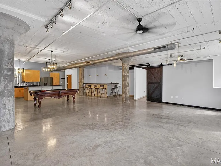 1611 Locust St #603 — Photo 9