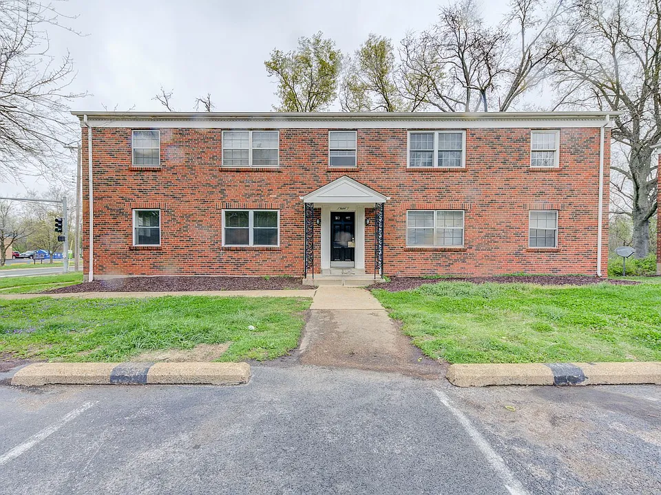 (483) 5830-44 Bermuda Rd