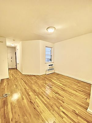 3rd image of 115 4th Pl APT 1A