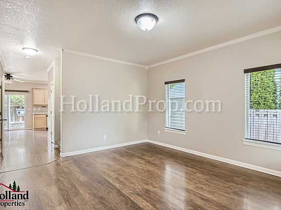 4th image of 10135 NW 312th Pl