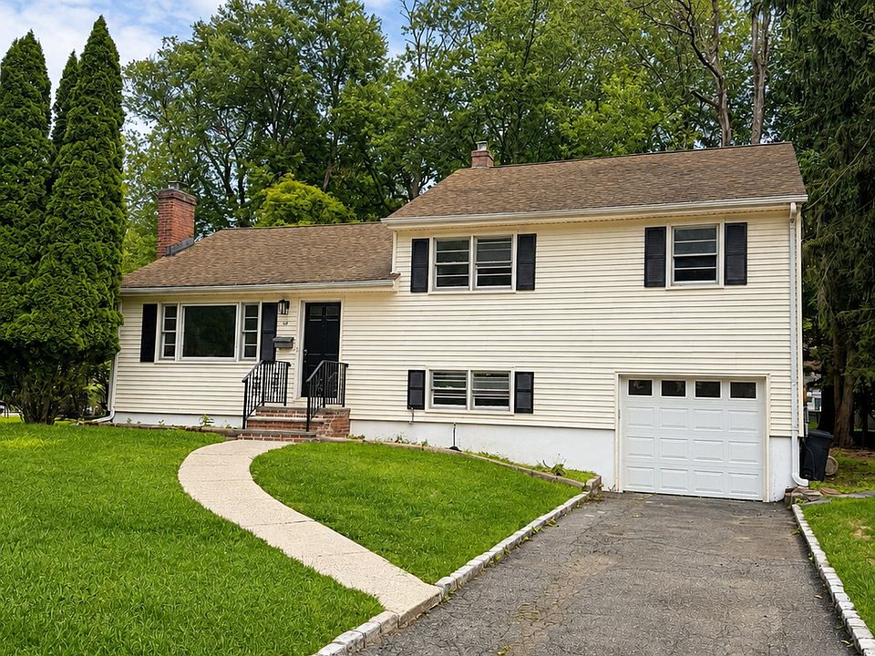 1st image of 22 Springbrook Rd