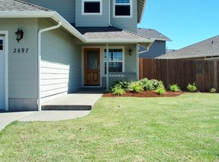 2697 Estates Ln, Grants Pass, OR 97527