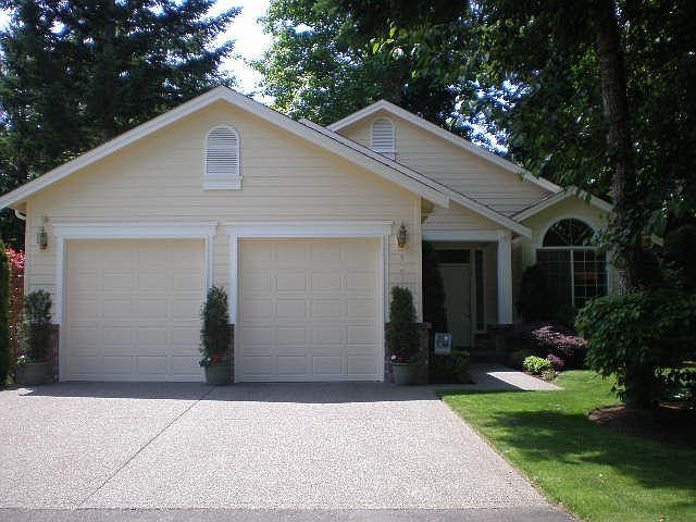Canterwood home on quiet cul de sac
