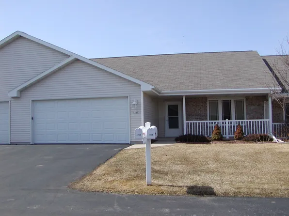 486 Wyldewood Dr, Oshkosh, WI 54904