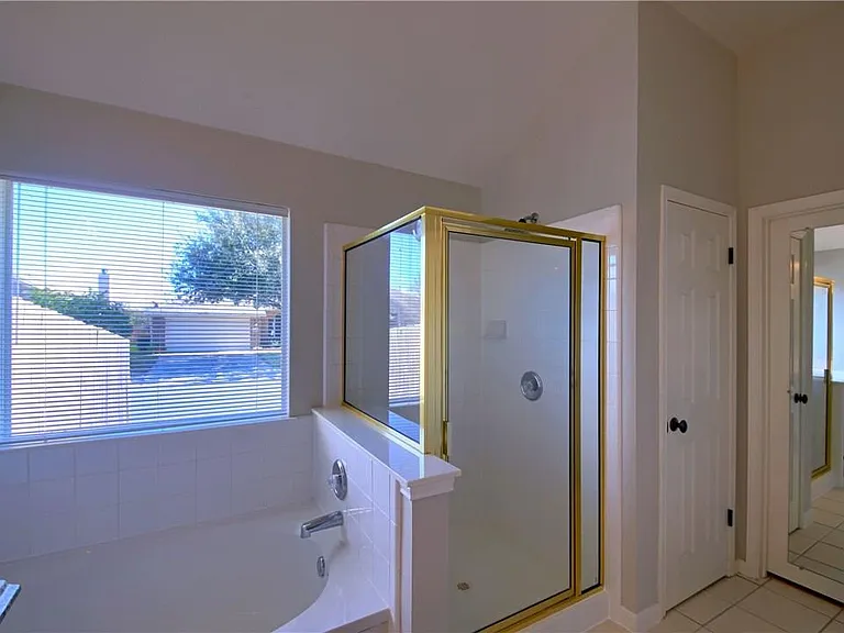 129 Copperwood Loop — Photo 25