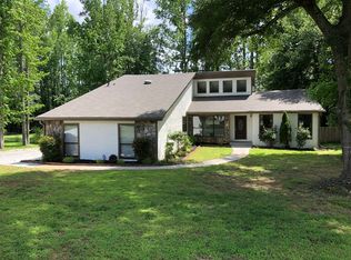 1202 Bayridge Dr, Riverdale, GA 30296