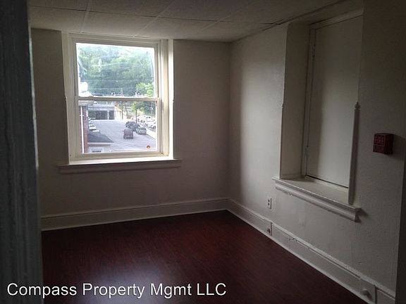 3rd image of 32 N 3rd Ave APT 10