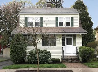 4 Mendum St, Roslindale, MA 02131