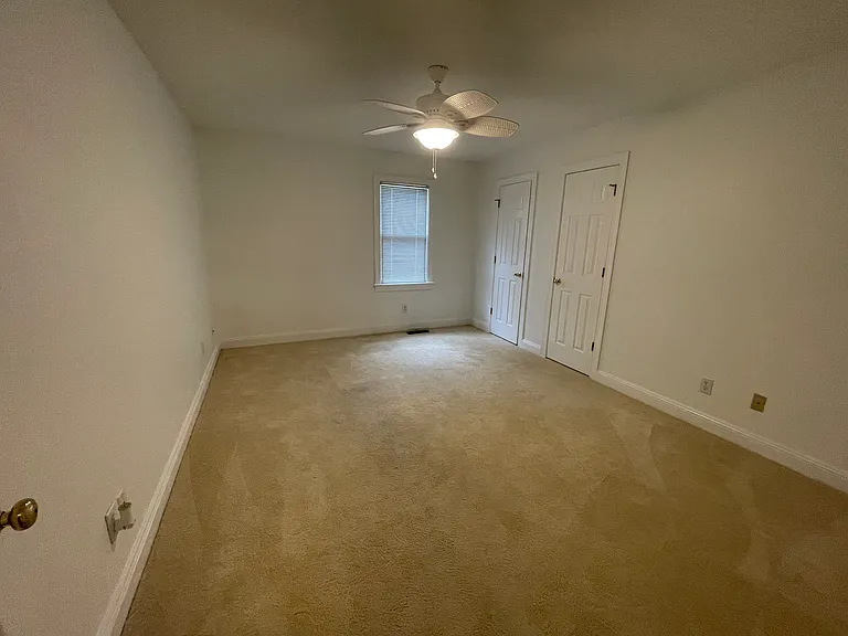 2317 Chelsea Dr NW — Photo 8