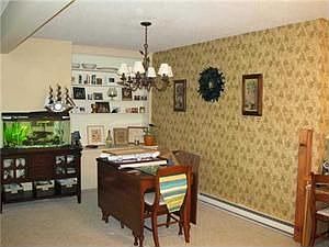 3rd image of 8 Woodbrook Dr APT 5