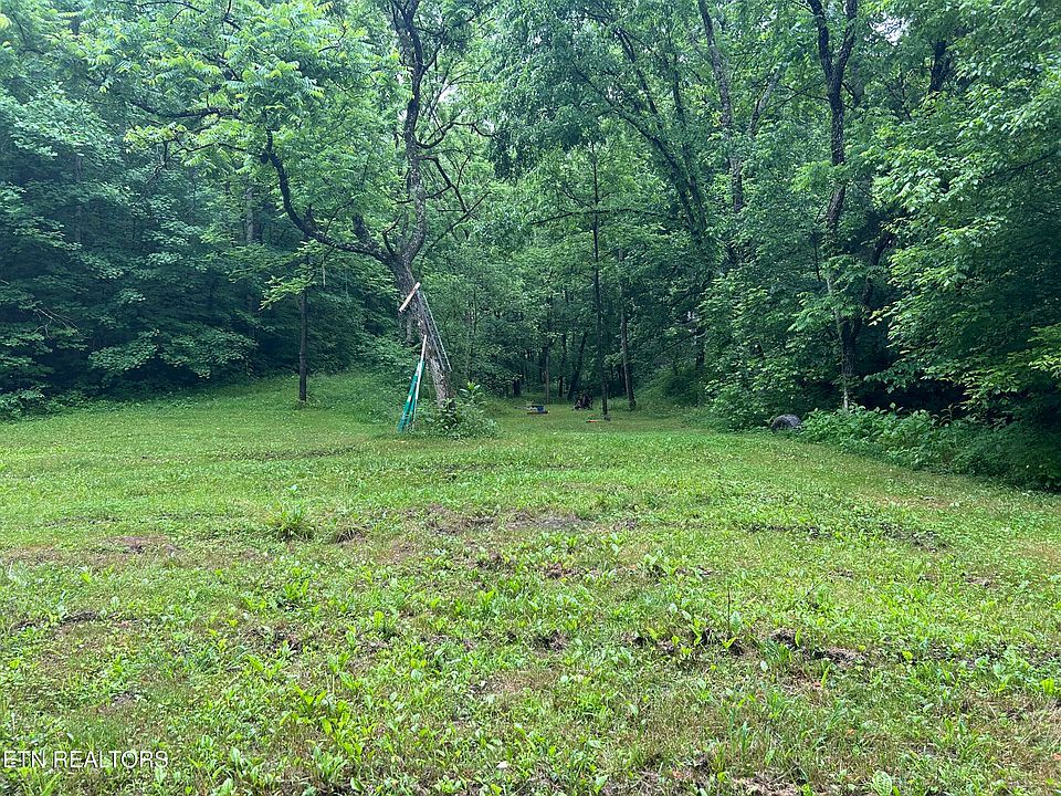 1st image of Carlos Rd