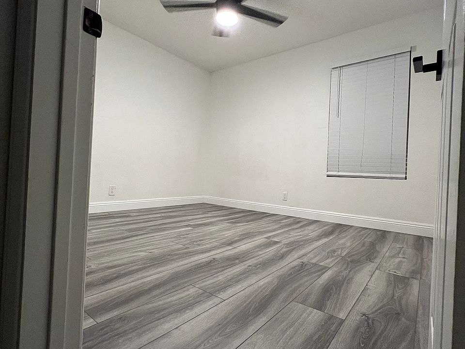 1st image of 1160 E Washington Ave APT 1