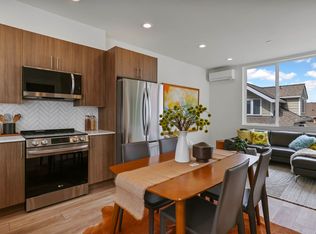 2828 14th Ave W #1, Seattle, WA 98119