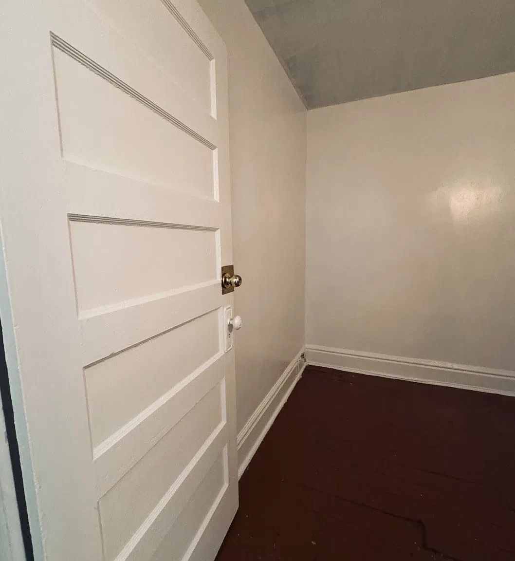3 bed, $2,850 — Photo 2