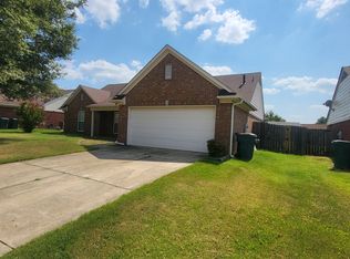 8121 Mary Payton Dr, Southaven, MS 38671