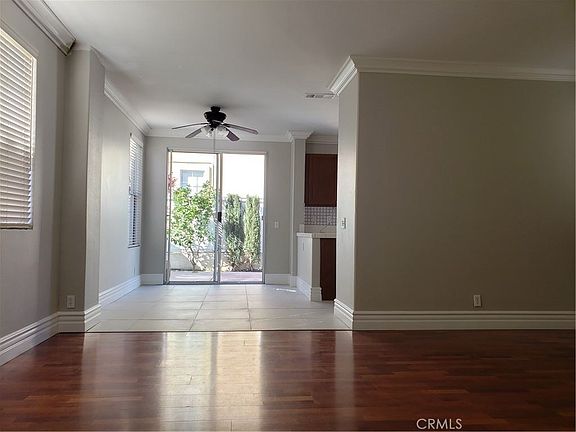 3rd image of 212 Las Flores