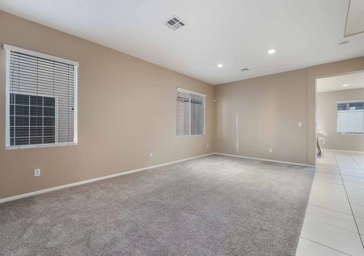 Spacious Silverado Ranch Home with a Flexible Floor Plan & Modern Finishes! — Photo 3