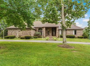 520 Bluff Rd, Marshfield, MO 65706