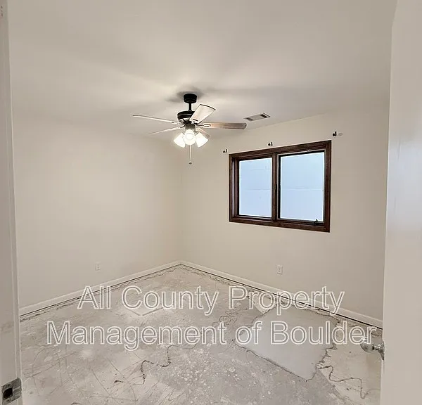 1575 Bradley Dr — Photo 5