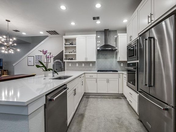 4th image of 5404 Winton St