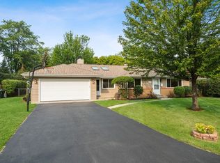 1102 Huber Ln, Glenview, IL