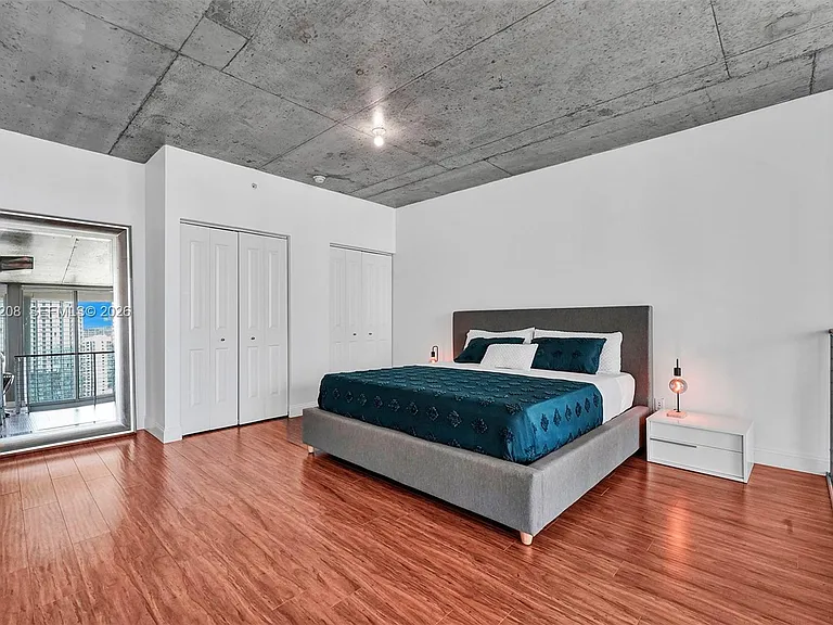 690 SW 1st Ct #Penthouse I12 — Photo 17