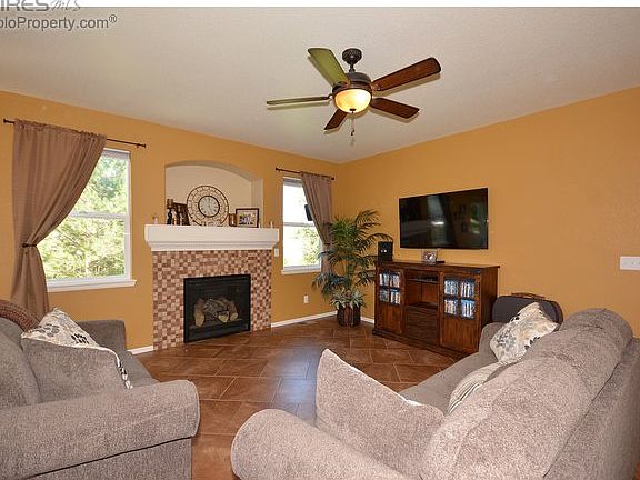 4th image of 628 Lanley Dr