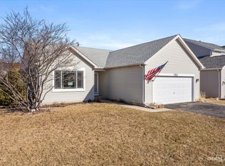 1512 Birch Ln, South Elgin, IL 60177