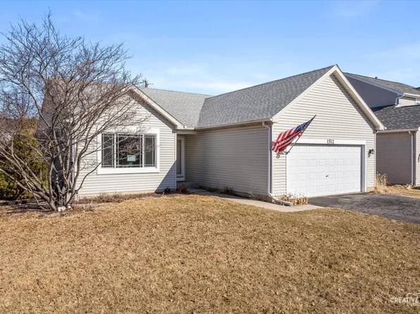 1512 Birch Ln, South Elgin, IL 60177