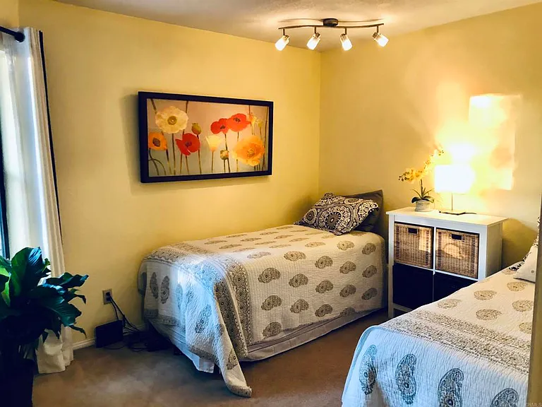 4531 Chateau Dr — Photo 20