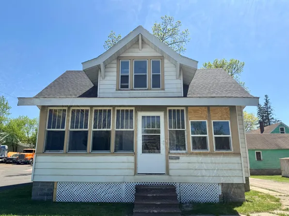 606 Litchfield Ave SE, Willmar, MN 56201
