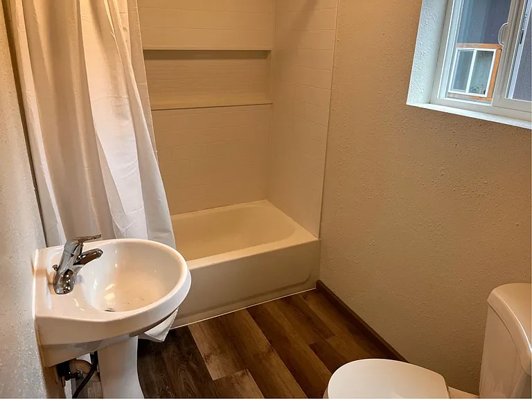 4348 N Alvins Aly #B — Photo 3