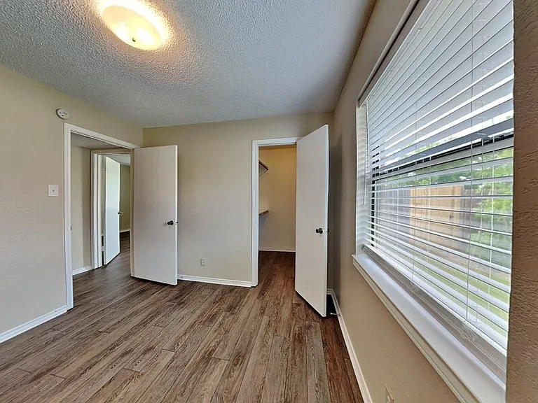 836 White Rock St — Photo 10