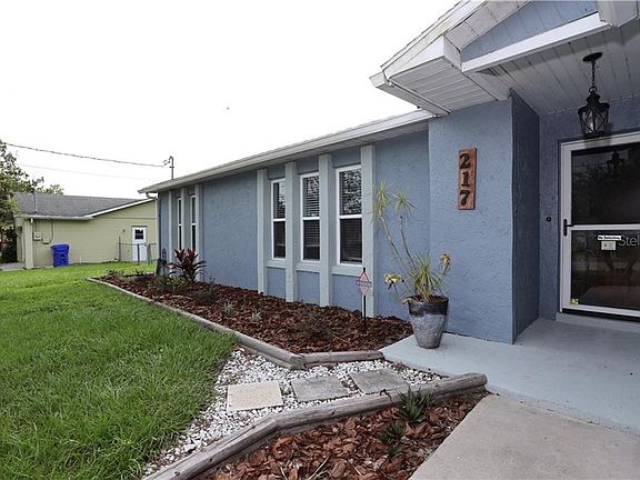 3rd image of 217 Lind Ave